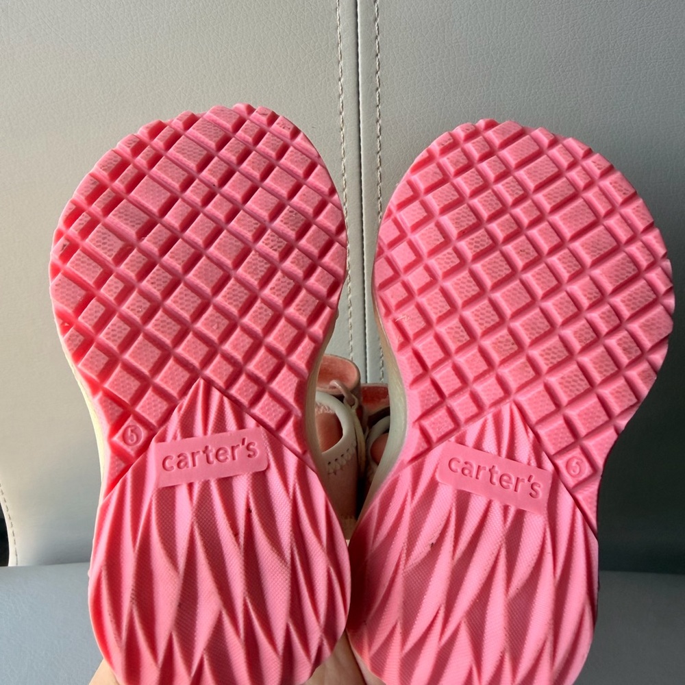Carter's girls Stellah size 5. (light up sole)💡 - Picture 4 of 5